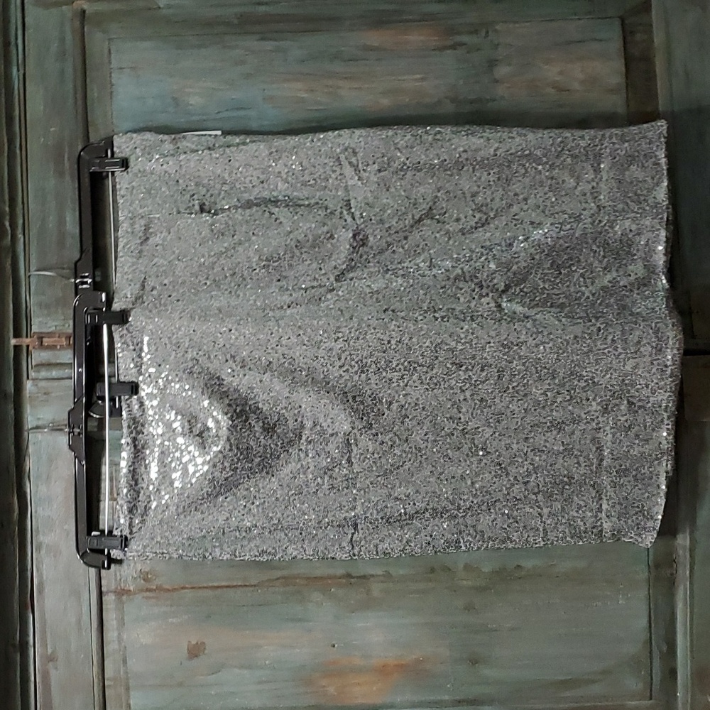 Hayden Los Angeles Wonem's Metallic Crinkle Skirt, Size 2XL, NWT